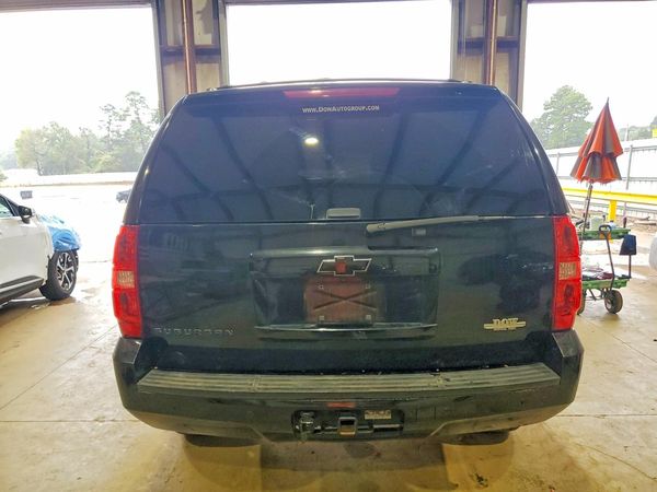 2013 CHEVROLET SUBURBAN LT — DIRR