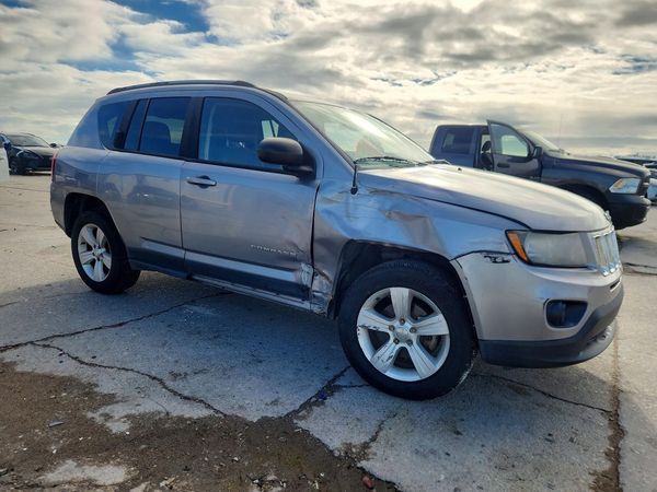 2016 JEEP COMPASS Sport — Passenger 3/4