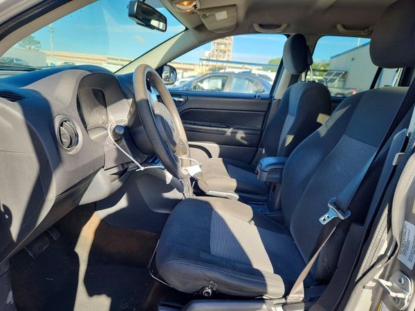 2016 JEEP COMPASS Sport — DENT