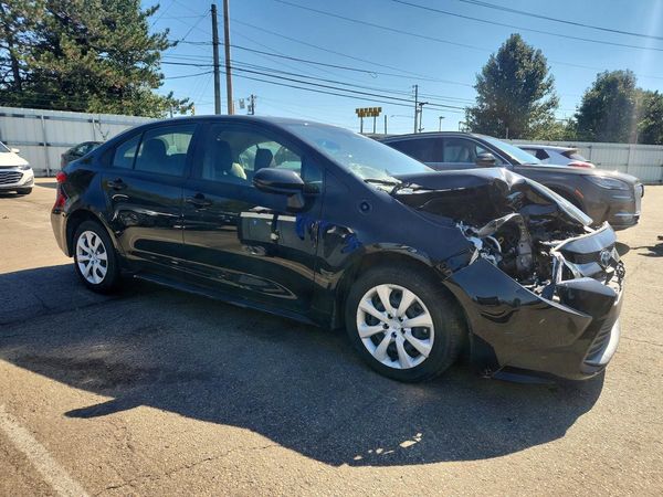 2025 TOYOTA COROLLA LE, XLE, SE — Passenger 3/4