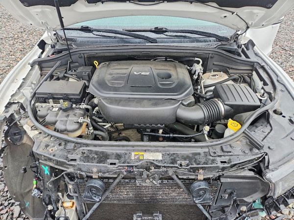 2017 DODGE DURANGO GT — Engine bay