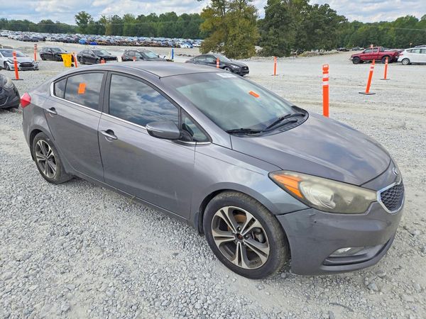 2016 KIA FORTE — Passenger 3/4