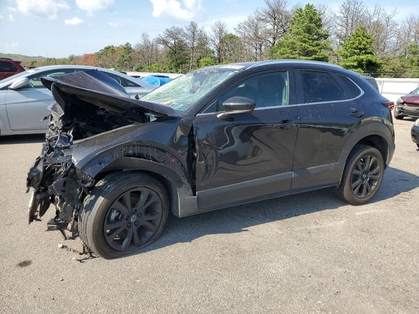 2024 MAZDA CX30 Select Sport Package — Front 3/4