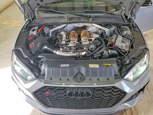2021 AUDI RS5 quattro — Engine bay
