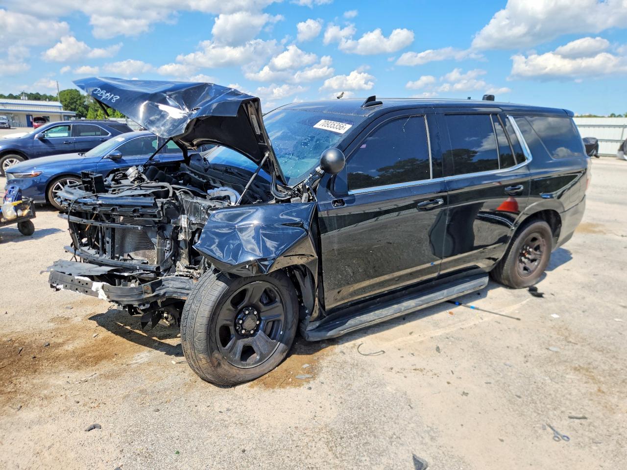 2022 CHEVROLET TAHOE FL — Front 3/4