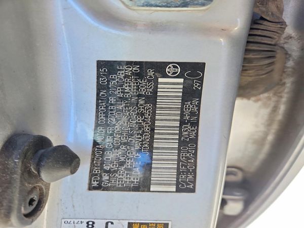 2015 TOYOTA PRIUS — VINS