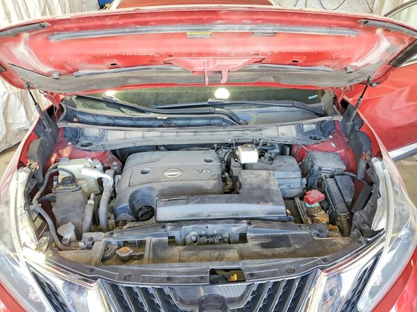 2018 NISSAN MURANO — Engine bay