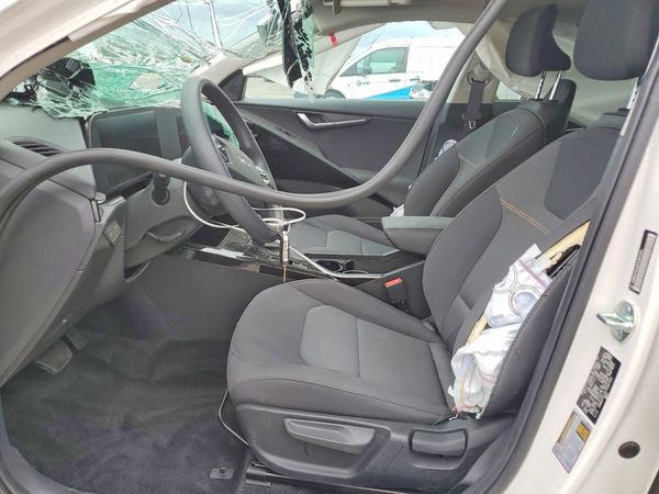 2026 KIA NIRO LX — DENT