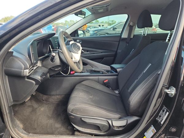 2021 HYUNDAI ELANTRA SEL — DENT