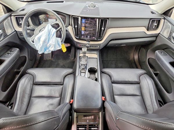 2021 VOLVO XC60 Inscription — CKPT