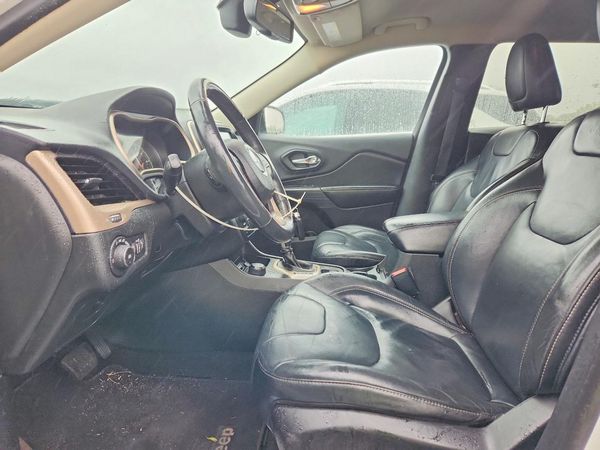 2015 JEEP CHEROKEE Limited — DENT