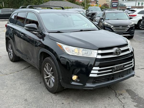 2018 TOYOTA HIGHLANDER SE/XLE
