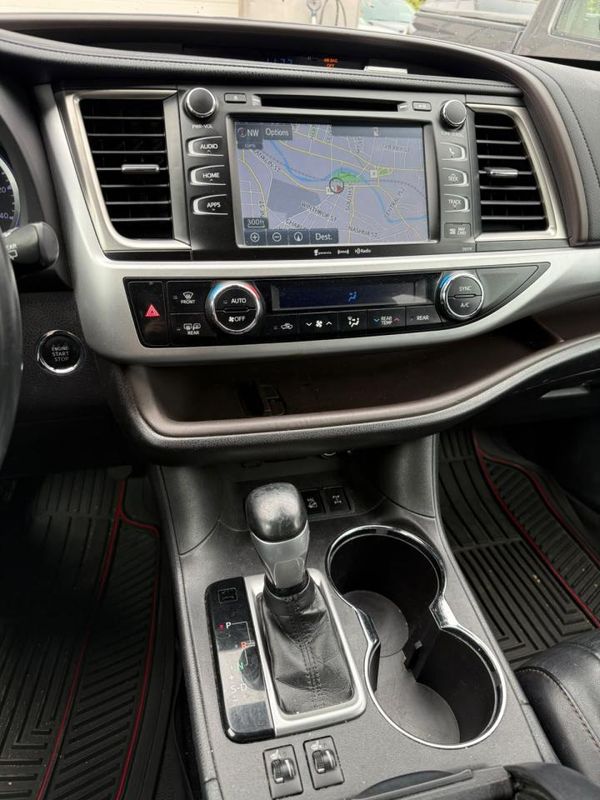 2018 TOYOTA HIGHLANDER SE/XLE