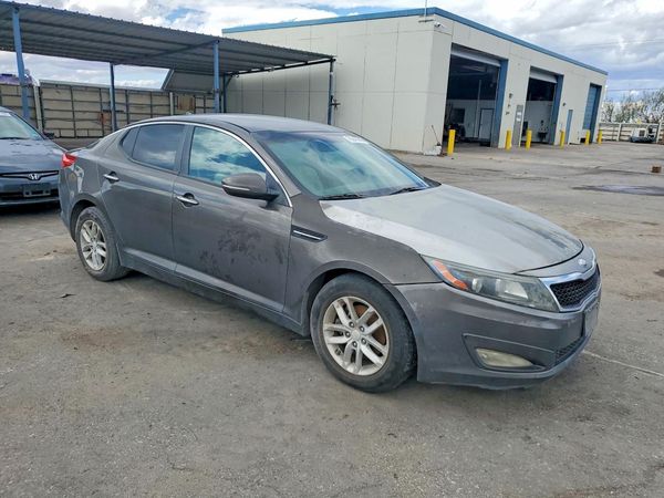 2013 KIA OPTIMA LX — Passenger 3/4