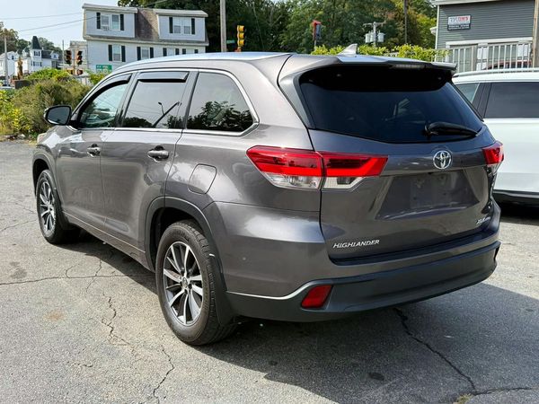 2018 TOYOTA HIGHLANDER SE/XLE