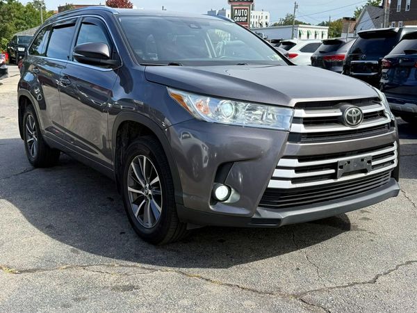 2018 TOYOTA HIGHLANDER SE/XLE