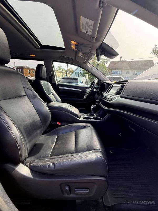 2018 TOYOTA HIGHLANDER SE/XLE