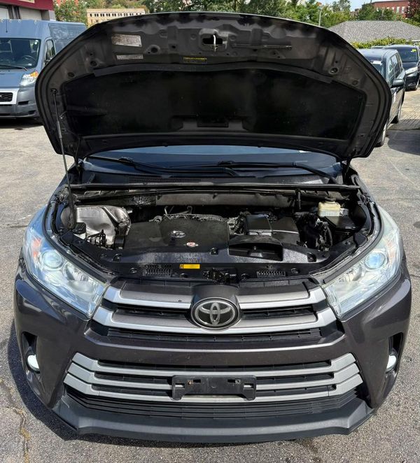 2018 TOYOTA HIGHLANDER SE/XLE