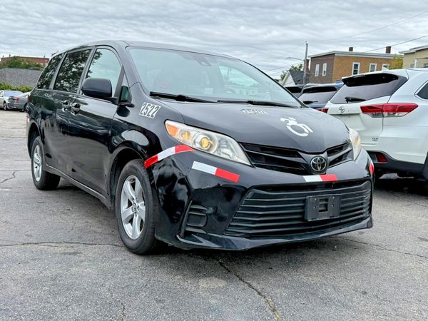 2020 TOYOTA SIENNA D grade