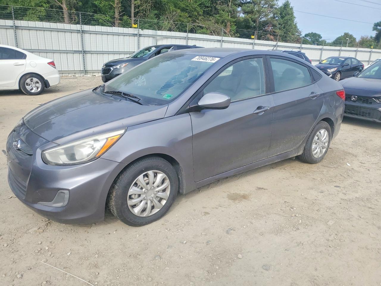 2017 HYUNDAI ACCENT SE Base — Front 3/4