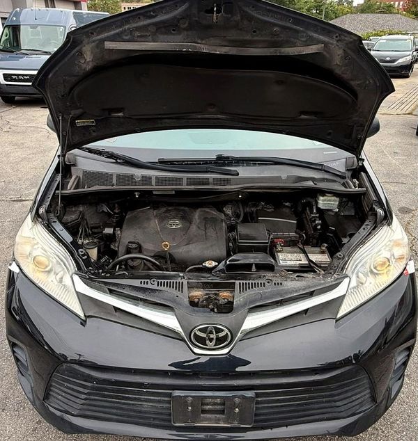 2020 TOYOTA SIENNA D grade