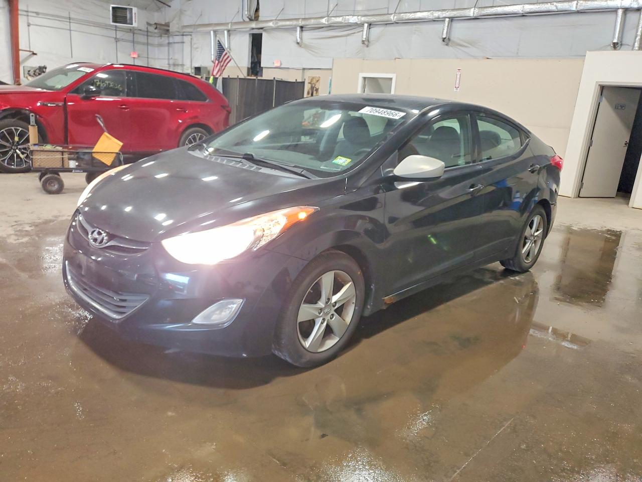 2013 HYUNDAI ELANTRA — Front 3/4