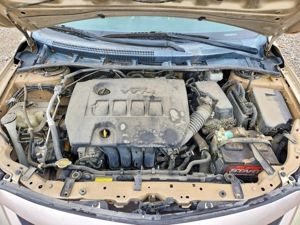 2012 TOYOTA COROLLA — Engine bay