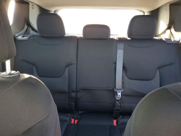 2015 JEEP RENEGADE Sport — SUVN