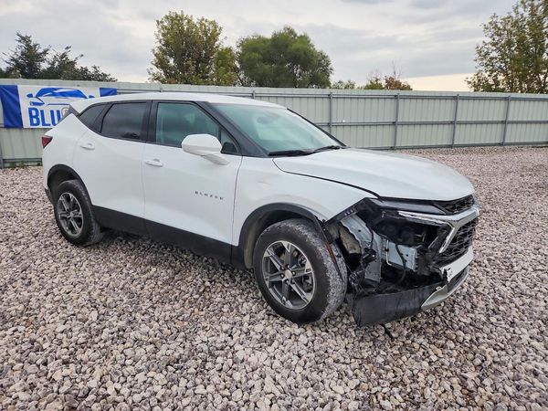2026 CHEVROLET BLAZER 2LT — Passenger 3/4