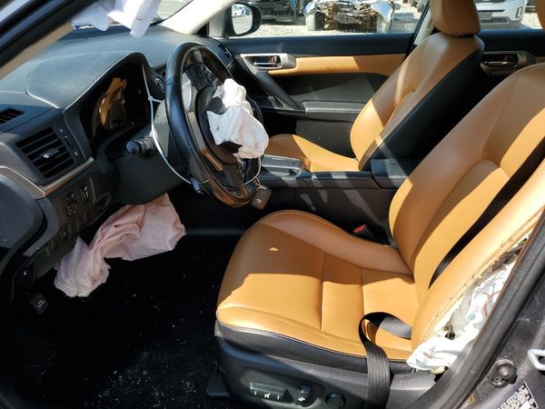 2017 LEXUS CT