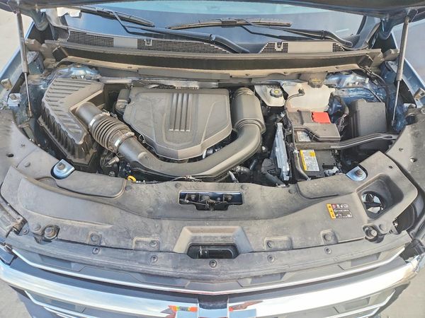 2026 CHEVROLET TRAVERSE LT — Engine bay