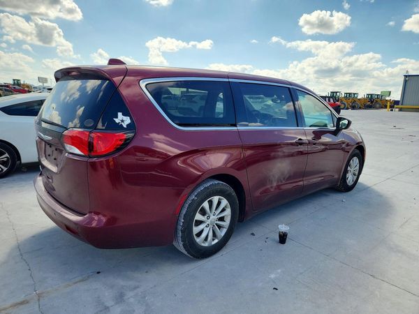 2017 CHRYSLER PACIFICA Touring — PSRA