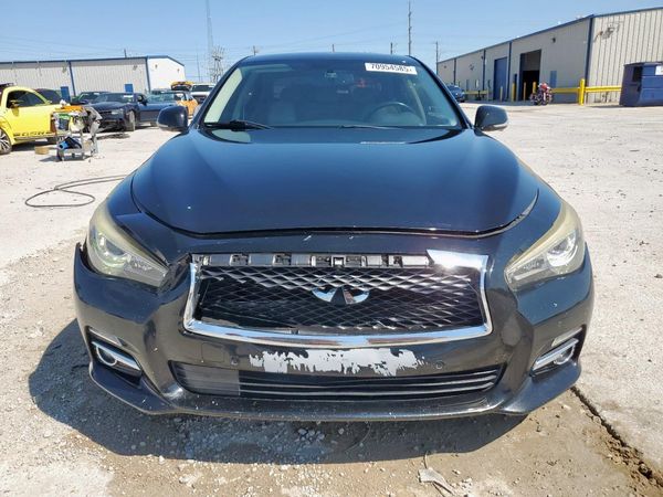 2017 INFINITI Q50
