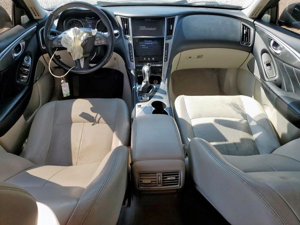 2017 INFINITI Q50