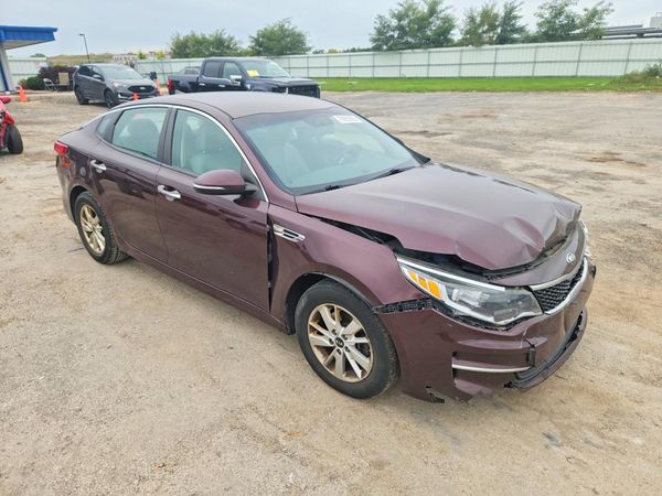 2017 KIA OPTIMA — Passenger 3/4