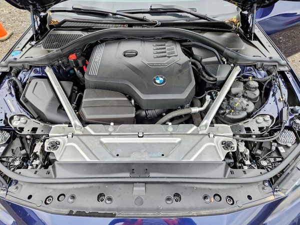 2023 BMW 4 SERIES xDrive — Engine bay