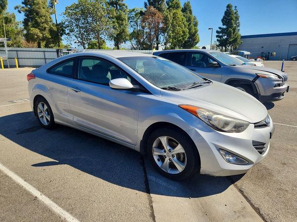 2013 HYUNDAI ELANTRA — Passenger 3/4