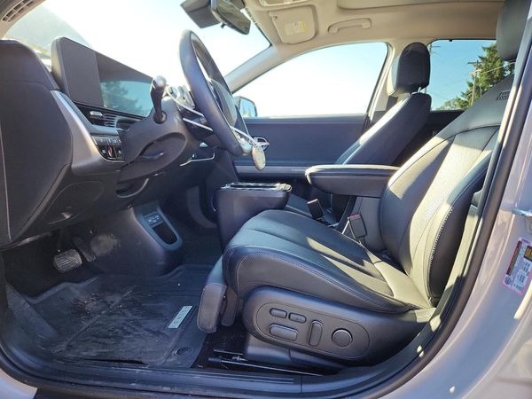 2025 HYUNDAI IONIQ Limited — DENT
