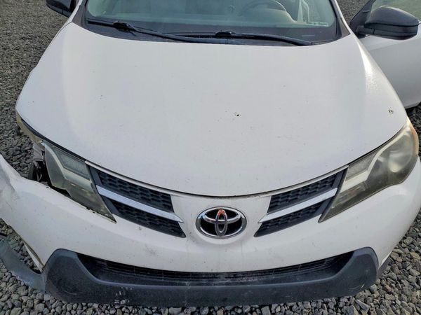 2014 TOYOTA RAV4 Standard — Engine bay