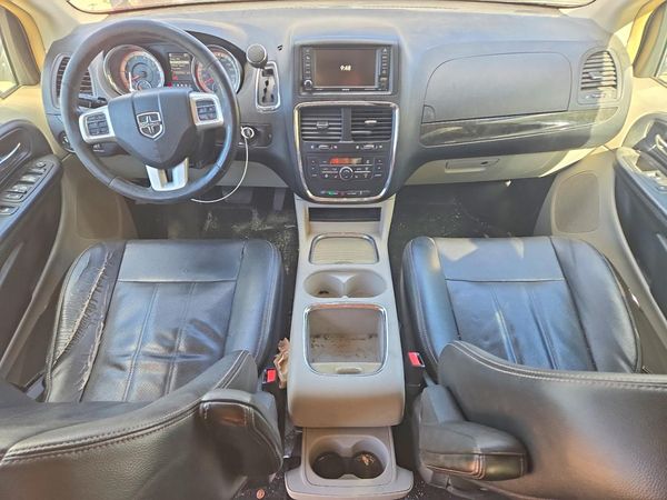 2017 DODGE CARAVAN Crew — CKPT