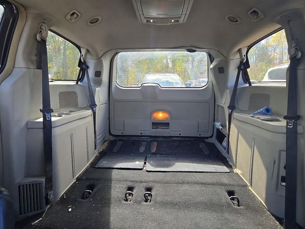 2017 DODGE CARAVAN Crew — SUVN