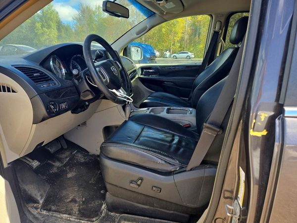 2017 DODGE CARAVAN Crew — WLDM