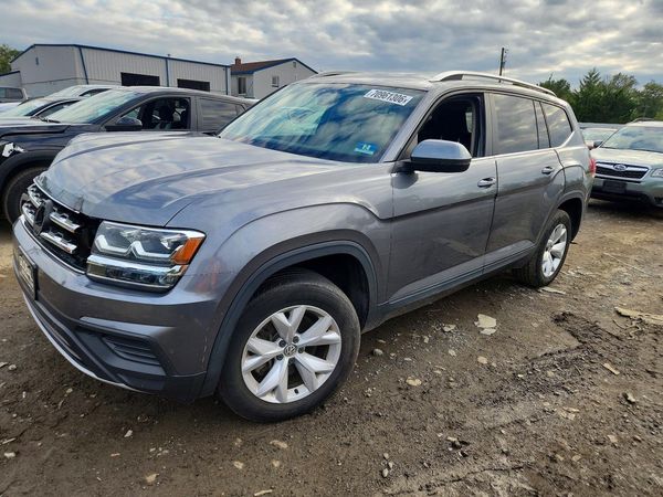 2018 VOLKSWAGEN ATLAS 4Motion S — Front 3/4