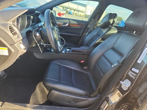 2013 MERCEDES-BENZ C-CLASS C250 — DENT