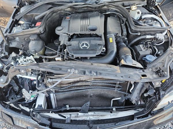 2013 MERCEDES-BENZ C-CLASS C250 — Engine bay