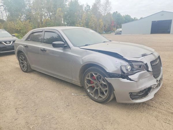 2018 CHRYSLER 300 300S — Passenger 3/4
