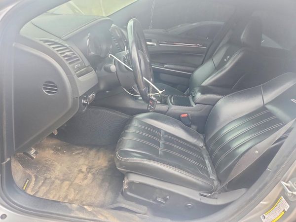 2018 CHRYSLER 300 300S — DENT