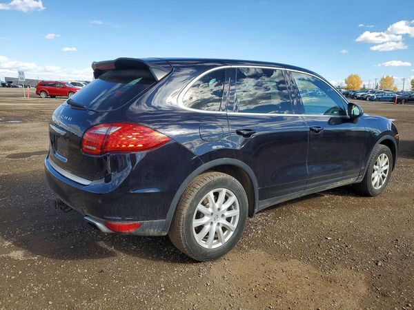 2013 PORSCHE CAYENNE — PSRA