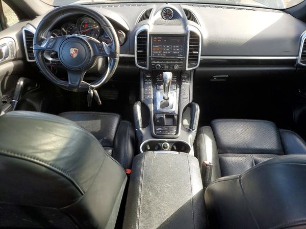 2013 PORSCHE CAYENNE — CKPT