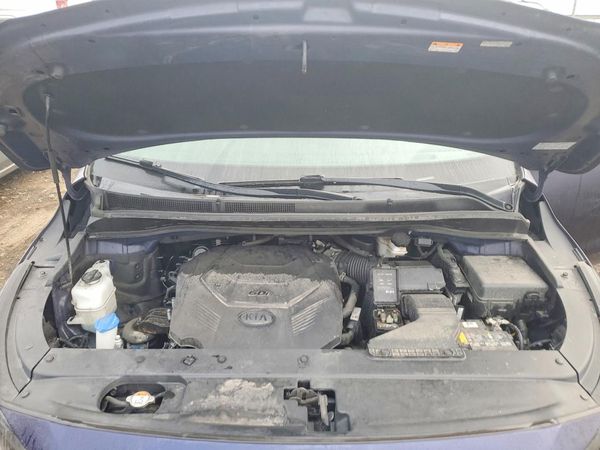 2020 KIA SEDONA LX/EX — Engine bay